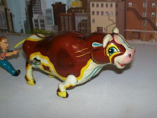 Vintage 1950 ' s Mikuni Japanese Tin Litho Wind Up Mooing Cow & Boy Pulling Tale 2