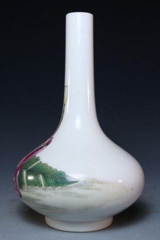 Fine Chinese Enameled Porcelain Vase 5