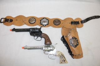 Vintage Mattel Fanner 50 Toy Cap Guns W/ One Leather Holster 1950s