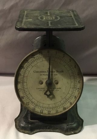 Columbia Family Scale Landers,  Frary And Clark 24 Pounds - 1907