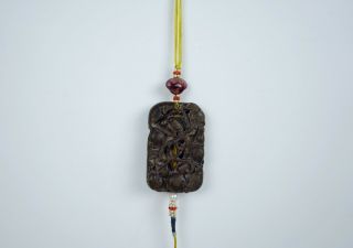 A Chinese Agarwood ' Gourd and Bat ' Pendant 2