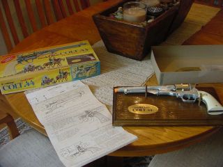 Vintage Hubley Metal Kit Model 1860 Colt 44 & Instructions And Plaque