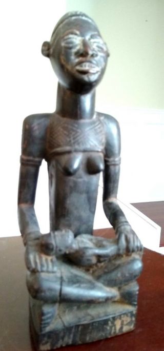 Antique African Yombe Maternity Figure - Congo - Early To Mid 20th Century