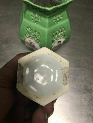 Chinese Antique Famille Rose Porcelain Vase 9