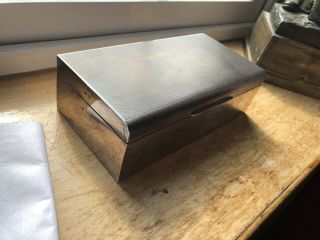 HANDSOME LARGE ENGLISH ANTIQUE 1947 SOLID STERLING SILVER TABLE CIGARETTE BOX 2