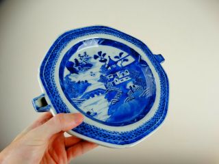 Antique Chinese Porcelain Warming Plate Dish Blue And White 18th Century Export