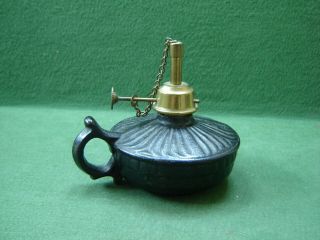 Vintage c1900 A C Wells & Co Unbreakable Cast Iron Wick Lamp Light 3