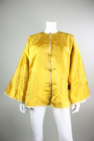 Antique Chinese Robe Qing Dynasty Medallions Yellow Silk Fur Lining 1900s 1920s 2