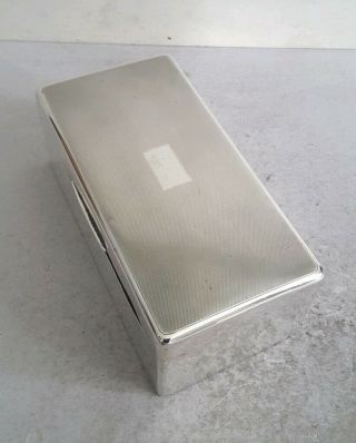 , DECO VINTAGE SOLID SILVER CIGARETTE BOX.  627GMS.  INC.  BIRM.  1939. 2