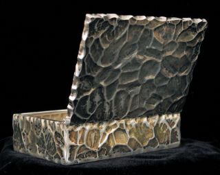 RARE TIFFANY STERLING SILVER ROCK TEXTURED CLASSIC DESIGN TRINKET JEWELRY BOX 5