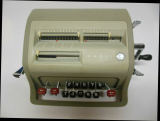 Vintage Atvidaberg FACIT Adding Machine Model C1 - 13 w/ Case & Key 10