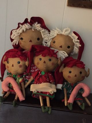 Primitive Folk Art Raggedy Ann Doll Raggedy Christmas 5 Dolls W/toys