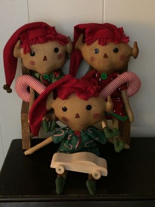 Primitive Folk Art Raggedy Ann Doll Raggedy Christmas 5 Dolls W/toys 8