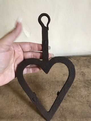 Early Antique Iron Footed Hearth Heart Form Trivet Pot Stand Patina Aafa
