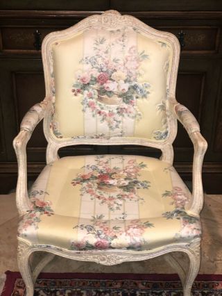 Louis XV Bergere style Quilted Armchairs 10