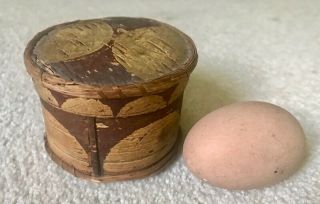 Antique Small Northeast Indian Round Decorated Birch Bark Box - Dated 1885