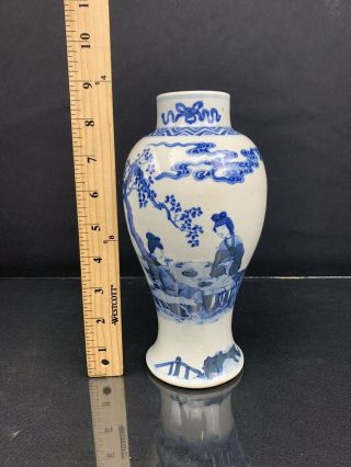Fantastic Antique Chinese Blue & White Porcelain Vase with Figures 12