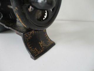 Rare Muller No.  10 cast iron Toy sewing machine early 1900 3