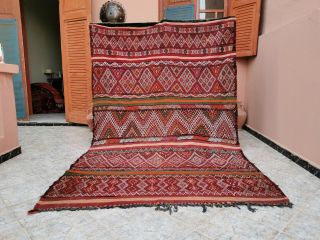 Moroccan Handmade Wool Rug Bohimean Vintage Berber Pagan Area Kilim Rug 5 