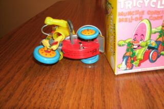 Vintage Louis Marx Mechanical Tricycle Banana 2