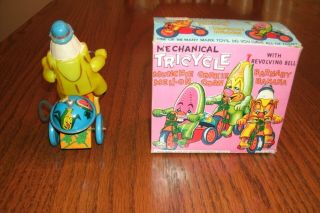 Vintage Louis Marx Mechanical Tricycle Banana 4