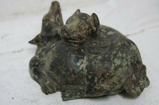 INTERESTING CHINESE BRONZE BEAST DESK WEIGHT OR SCROLL WEIGHT - VERY RARE L@@K 10