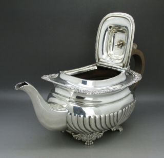ANTIQUE GEORGIAN STYLE GOOD HEAVY SOLID STERLING SILVER TEAPOT 725g LONDON 1903 2