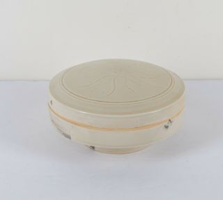 Chinese Antique/vintage Ding Ware White Glazed Box With Cracked Ink Sticks