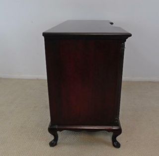 Mahogany Vanity Desk Circa 1940 ' s Old Salem Group by Drexel Furniture 7