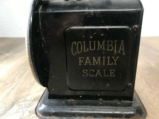 Columbia Family Scale 24 Pounds Antique Shabby Rustic Kitchen Display 1900 ' s 5