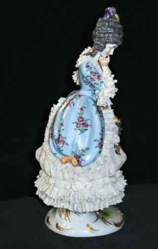 ANTIQUE GERMAN EARLY DRESDEN LACE LADY DANCER WITH FLOWERS PORCELAIN FIGURINE 4