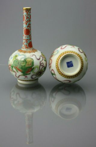 Chinese Famille Rose Qianlong Period Porcelain Foo Lion Vases 18th C 9