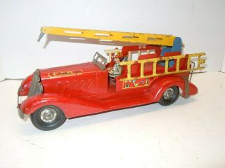 RARE Vintage 1930 ' s Marx Wind Up Fire Truck w/Siren Truck. 2