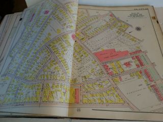 RARE Antique G.  W.  Bromley atlas 1906 City of boston mass 39 plates color maps 9