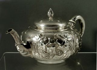 Tiffany Sterling Teapot c1875 - IVY - Hand Decorated 3