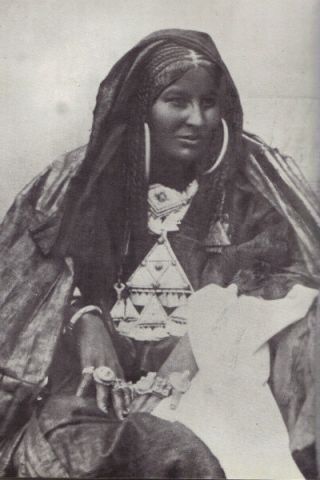 Old Large Tuareg Hoggar Talisman – TERAOUT – Algeria 5