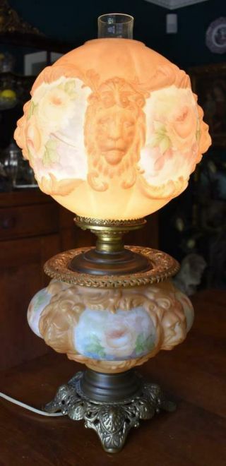 VICTORIAN ERA GONE WITH THE WIND LAMP LION HEADS HAND PAINTED ROSES ELECTRIFIED 12