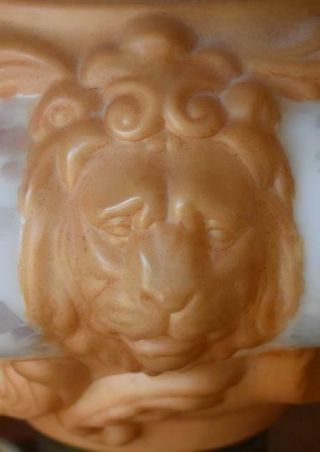 VICTORIAN ERA GONE WITH THE WIND LAMP LION HEADS HAND PAINTED ROSES ELECTRIFIED 4