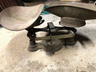Antique / Vintage Weighted Balance Counter Cast Iron Scale