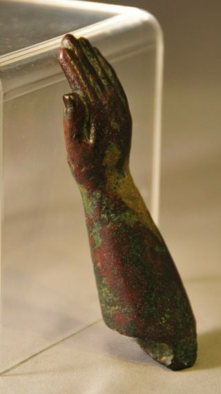 EXTREMELY RARE ANCIENT EGYPTIAN BRONZE ARM 1000 B.  C.  E 3