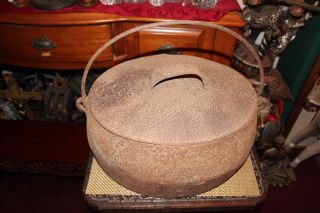 LARGE Antique Cast Iron Cauldron Cooking Pot W/Lid & Handle - Oval Shape Primitive 2