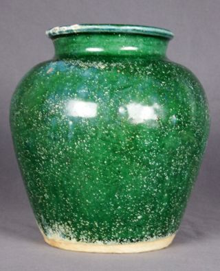 Antique Chinese Monochrome Apple Green Shiwan Stoneware Vase 2