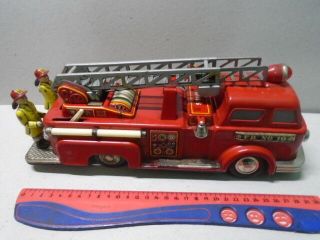 Linemar Toys Japan Tin Plate Ladder Fire Engine Battery Powered Excelent