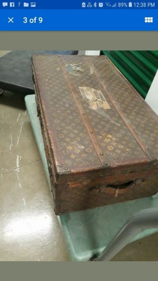 Louis vuittons trunk 2