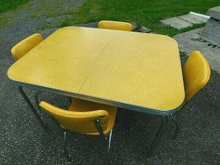 c1955 Completely Restored Retro Chrome Yellow Crackle Kitchen Table & 4 Chairs 5