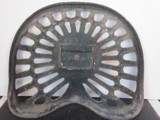 Vtg Antique Primitive DEERING Reticulated Steel Farm Tractor Seat BLACK Color 3