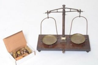 Antique Balanca Record Old Fashioned Scale W/ Weights And Plates