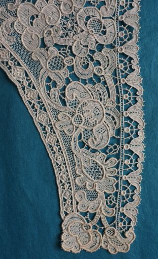 Antique Venetian style needle lace collar 6