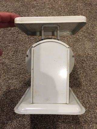 Vintage American Family Kitchen Scale 2