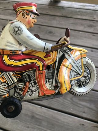 Vintage Marx “Rookie Cop” Linemar USA Yellow Tin Wind - up Motorcycle Antique Toy 10